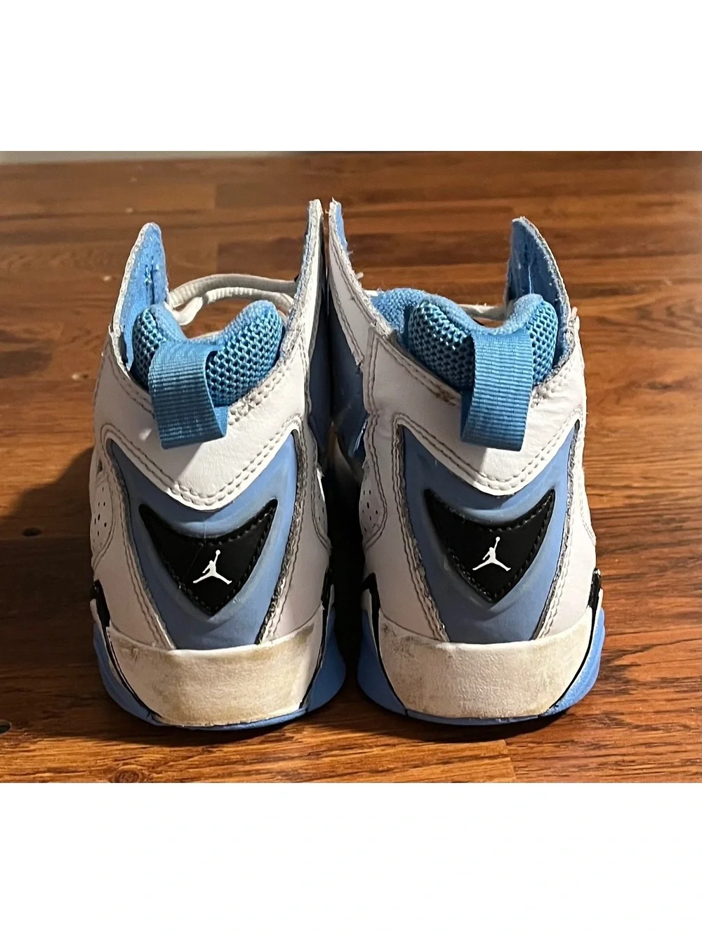 Nike Air Jordan True Flight GS UNC Size 5Y Basketball K